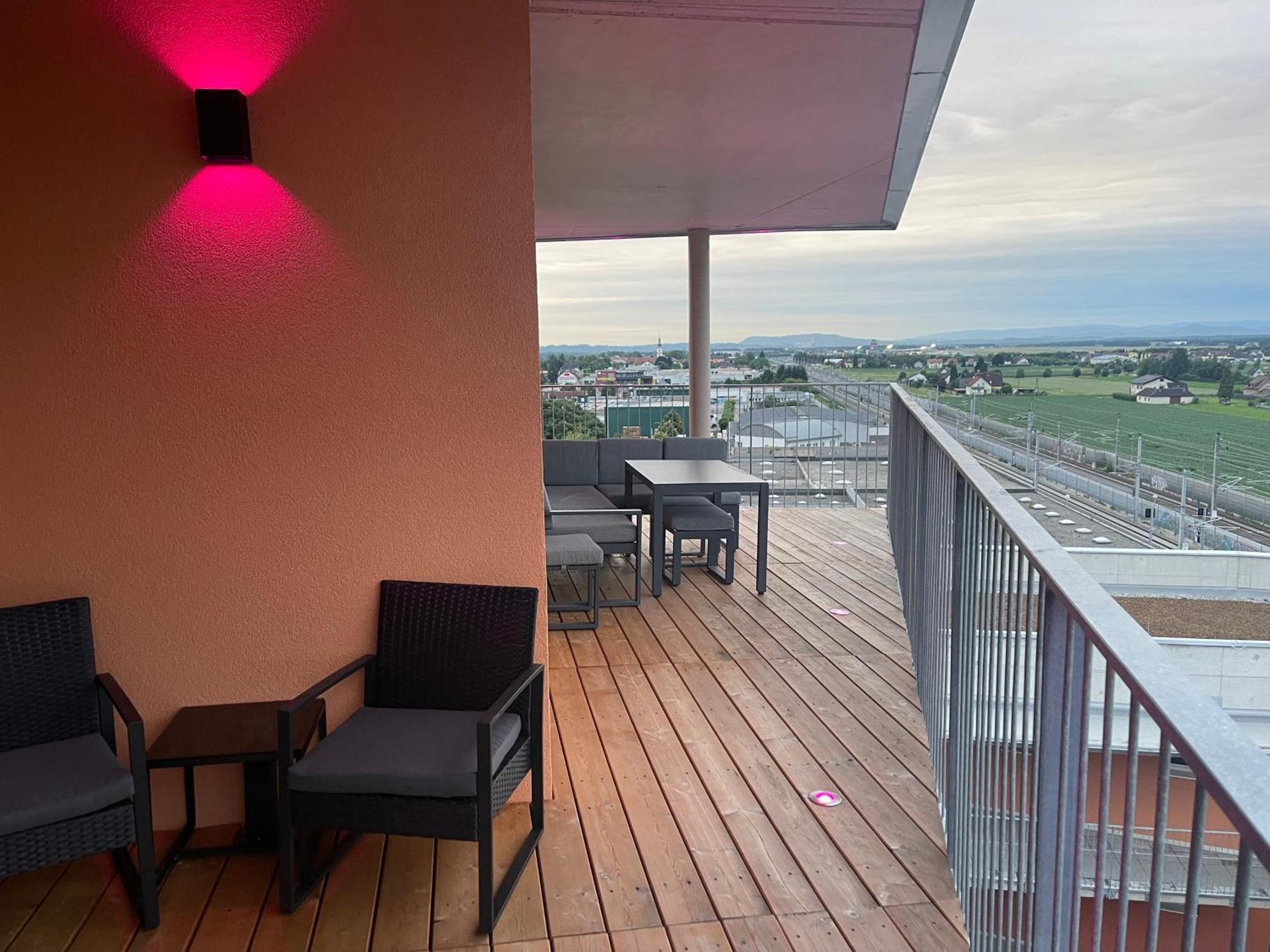Апартаменти 100 Qm Penthouse, Self-Check-In, 2 Parkplaetze Грац Екстер'єр фото