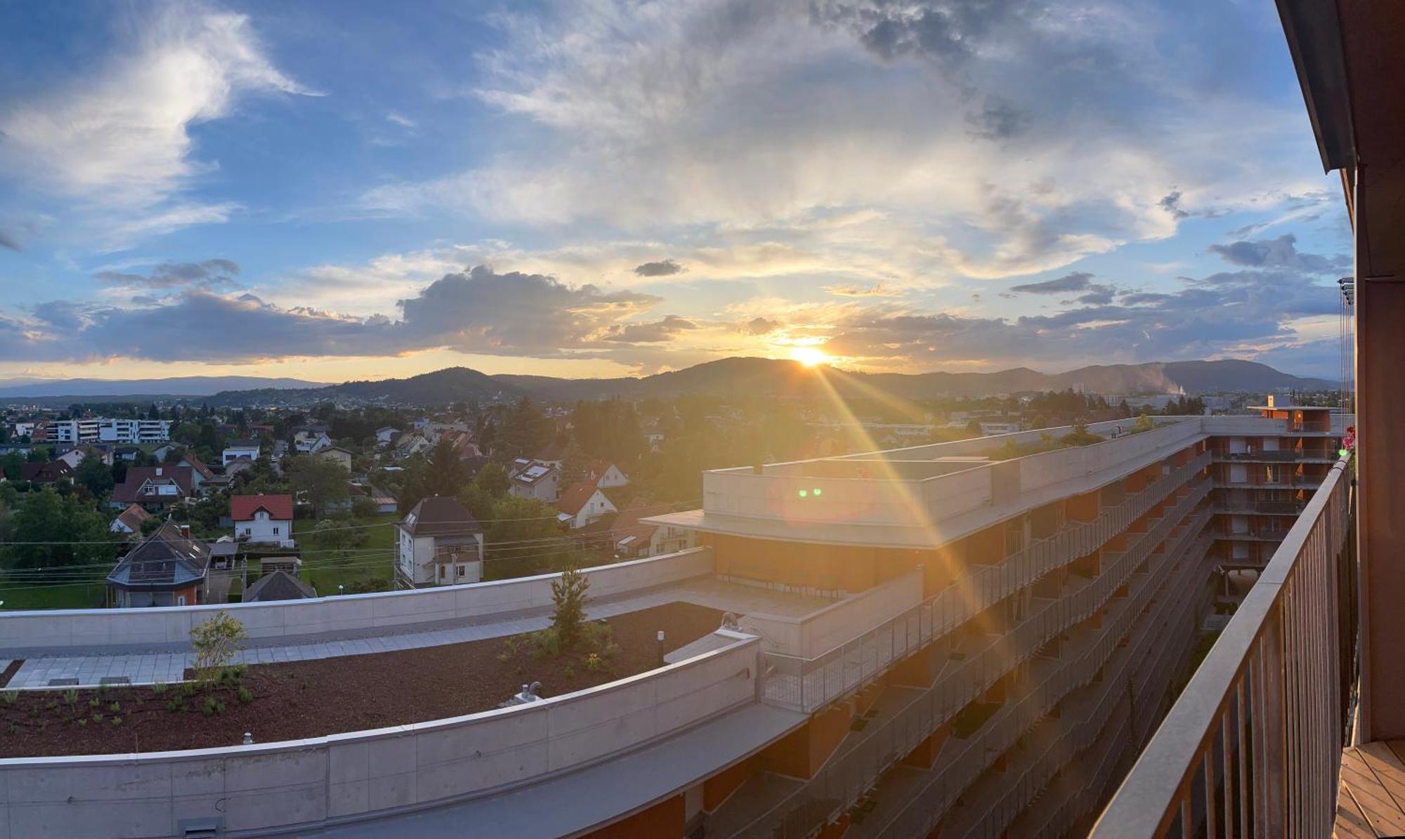 Апартаменти 100 Qm Penthouse, Self-Check-In, 2 Parkplaetze Грац Екстер'єр фото
