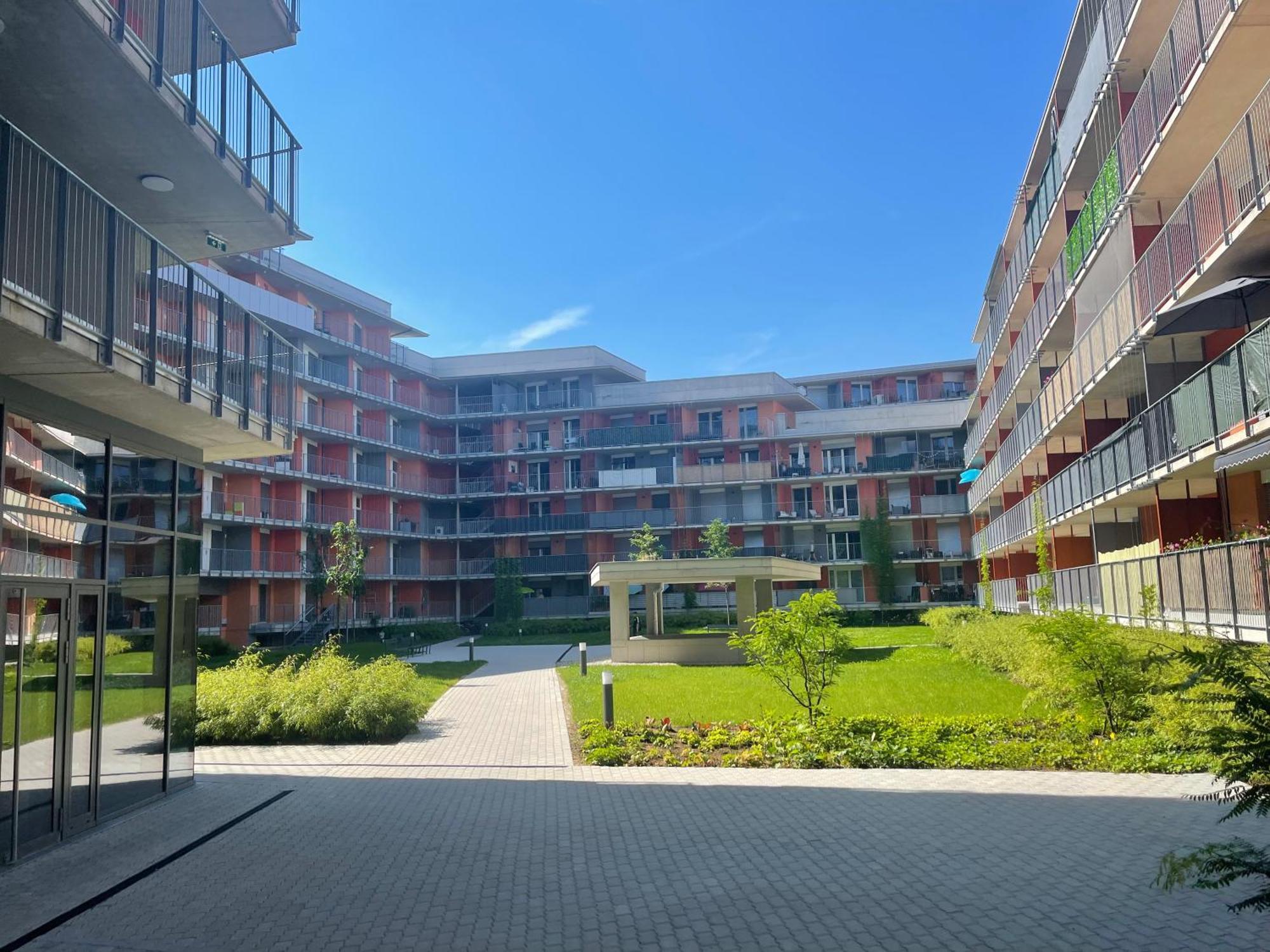 Апартаменти 100 Qm Penthouse, Self-Check-In, 2 Parkplaetze Грац Екстер'єр фото